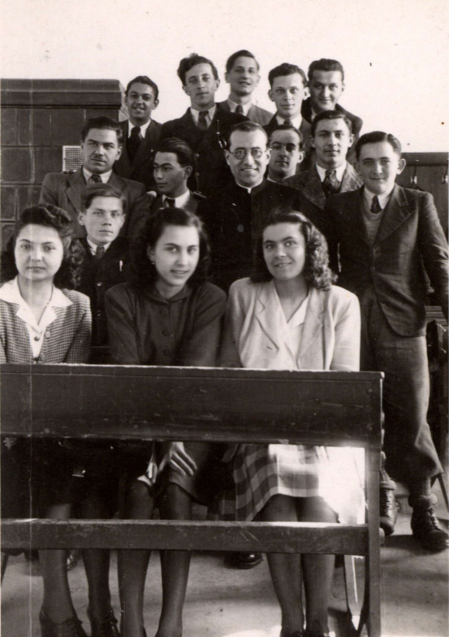 NID-1826_egyed_andras_1943_franciaora
