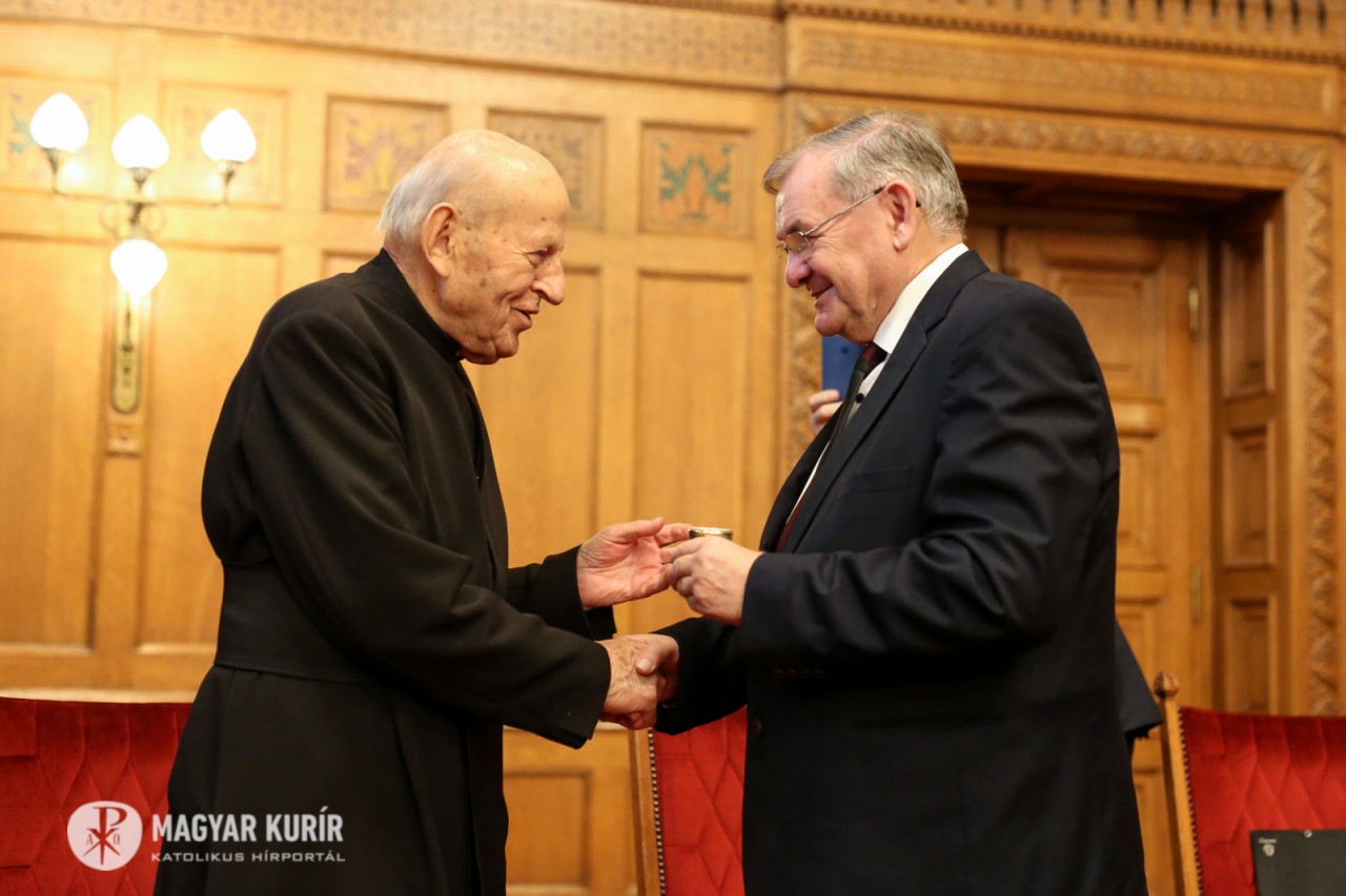 kerenyi_lajos_mindszenty_2